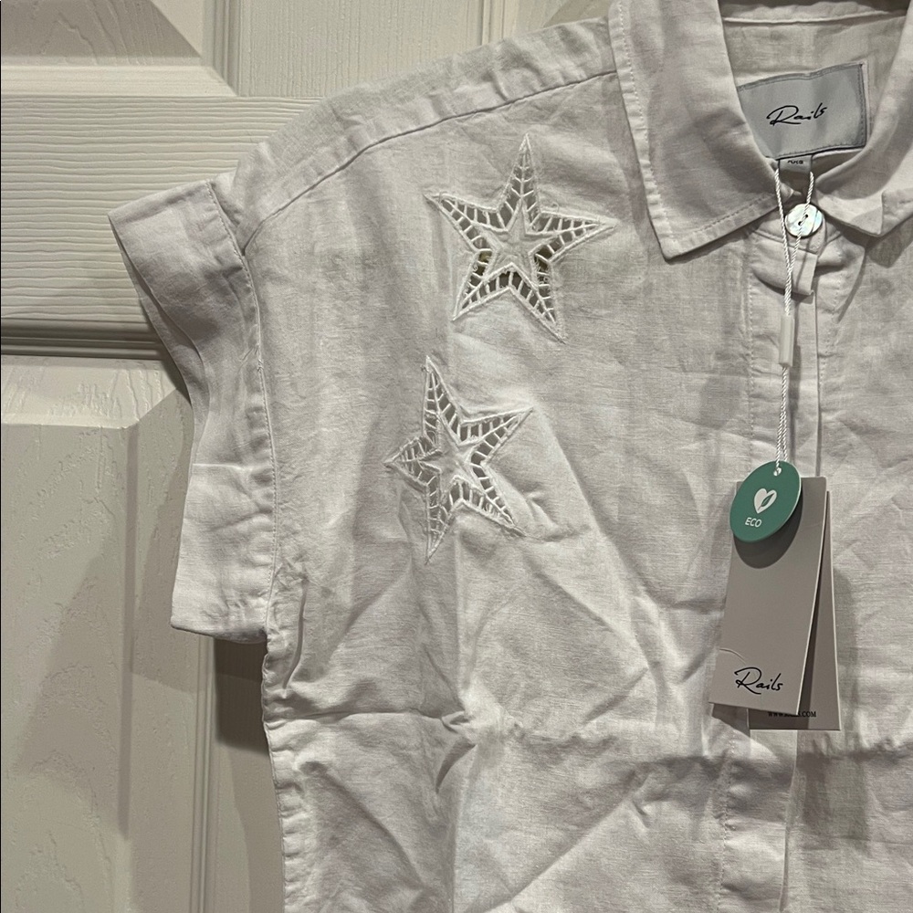 NWT- Rails White Collared Shirt and cut out stars - Picture 3 of 15